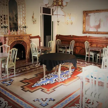 Hotel El Xalet 2*