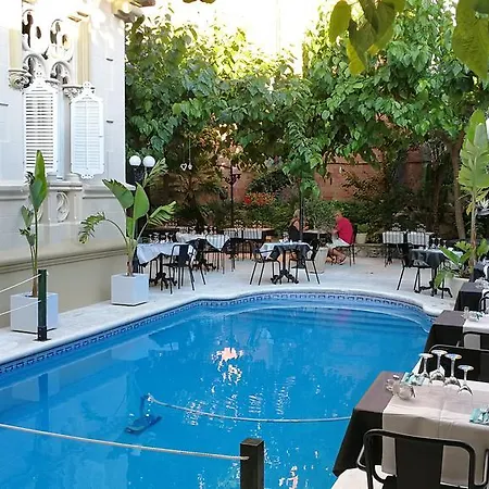 El Xalet Hotel 2*